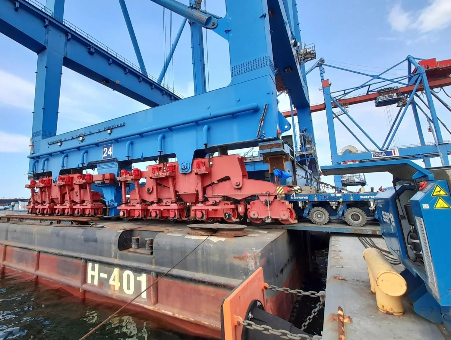Crane Shifting